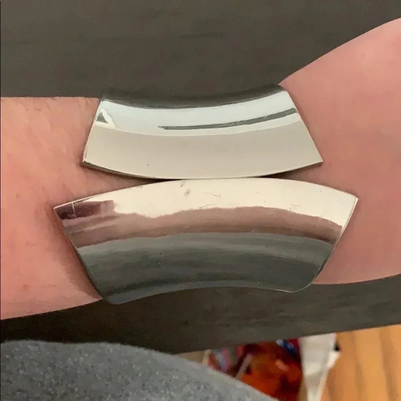 Silver cuff - Picture 2 of 2